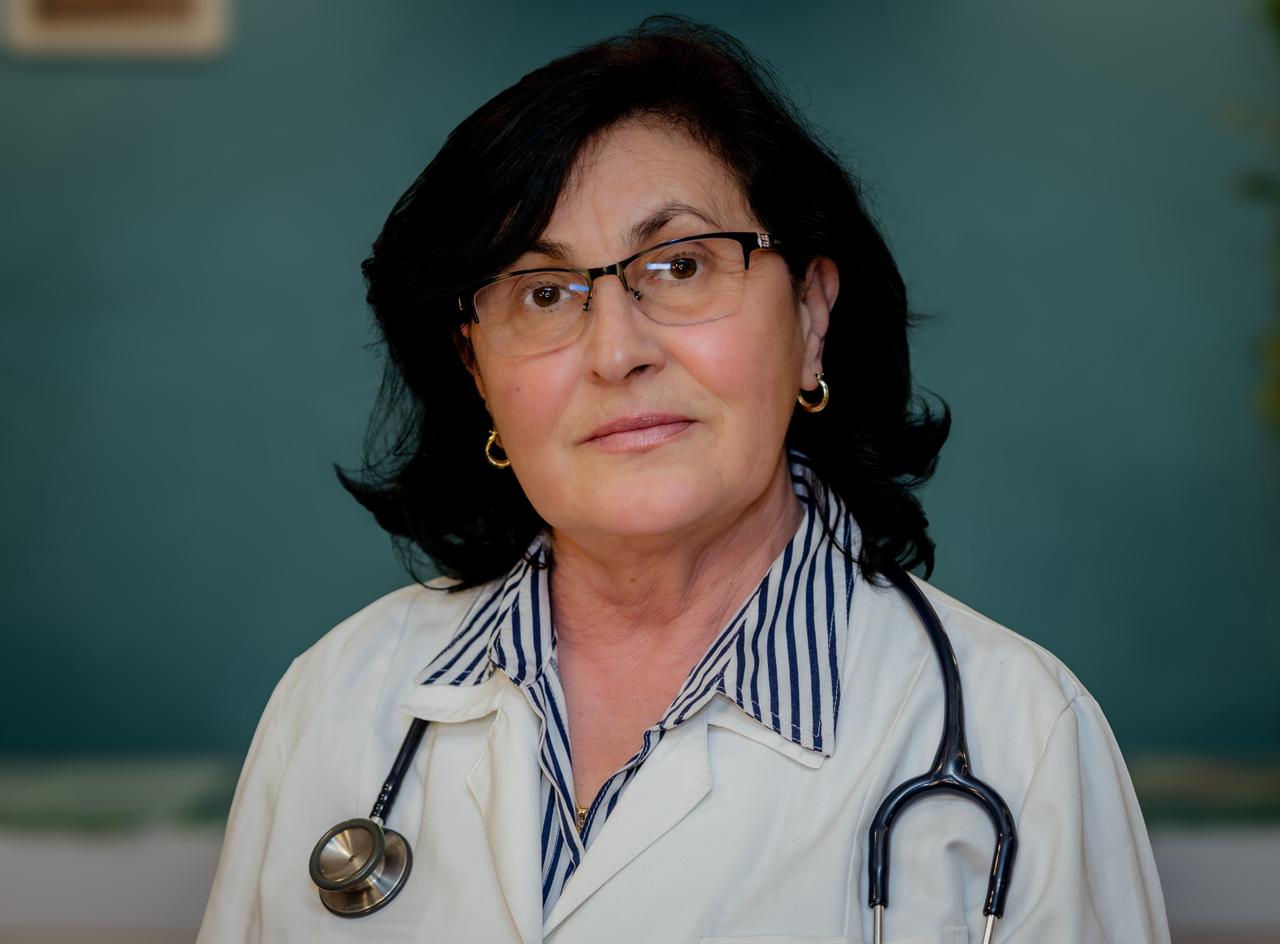 Dr. Teuta Neli